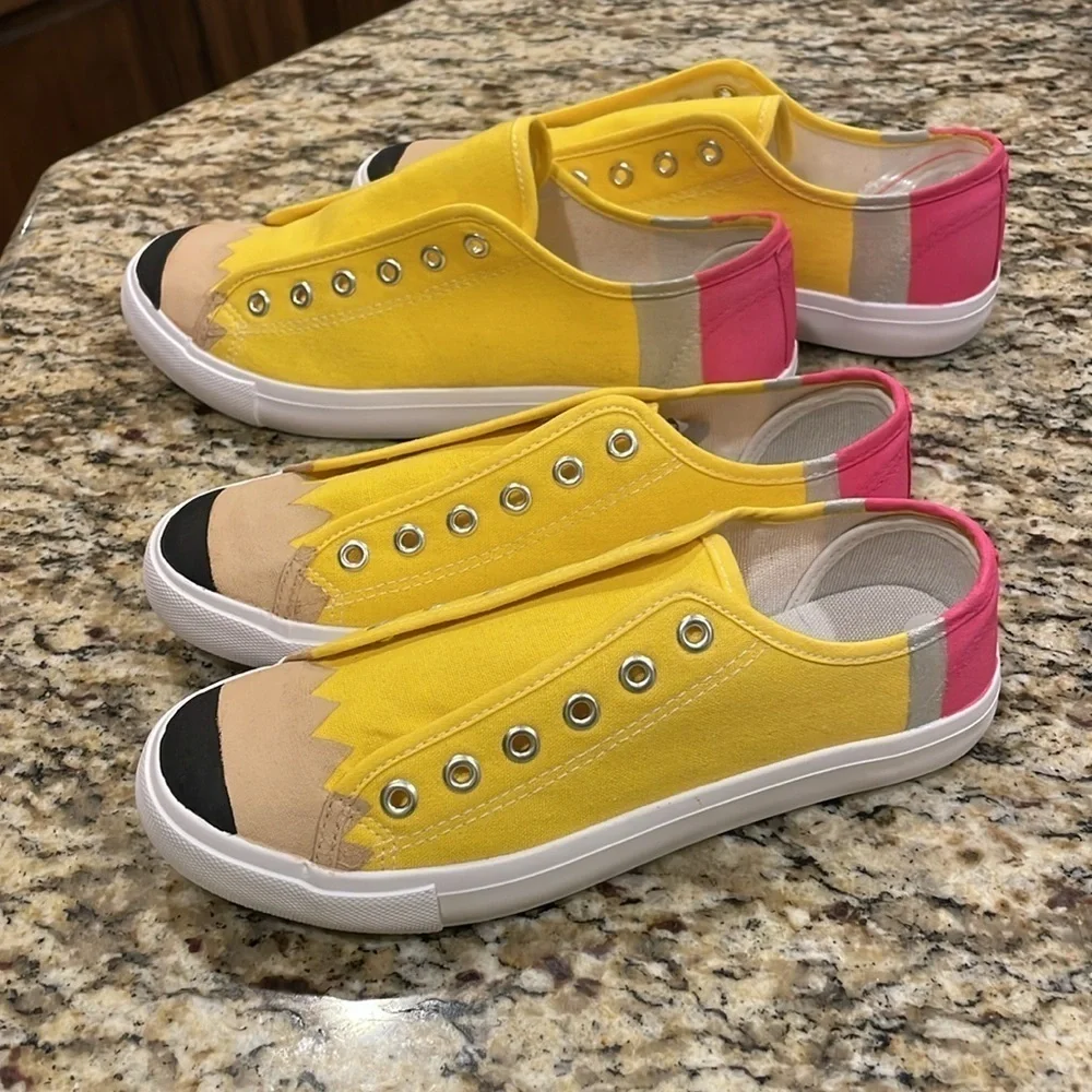 Pencil✏️Tennis shoes 💛💗Canvas Sneakers✏️